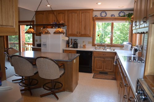 Property photo 7 - 21 Acre Modern Country Estate